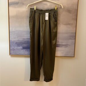 Women’s Splendid Olive Green Satin Pants NWT